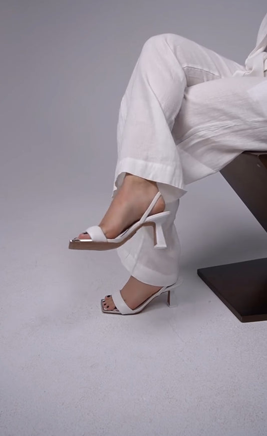DKNY white sandal heel
